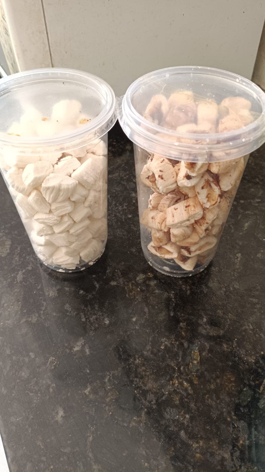 Bala de coco personalizadas tradicional e ninho com Nutella